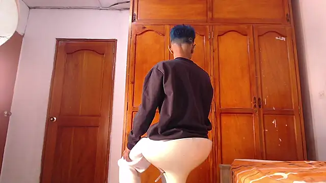 Tessachains 2  online show from February 13, 3:57 am