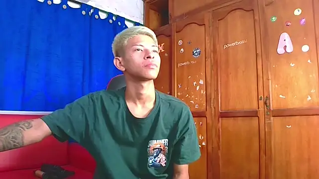 Tessachains 2  online show from February 25, 4:38 pm