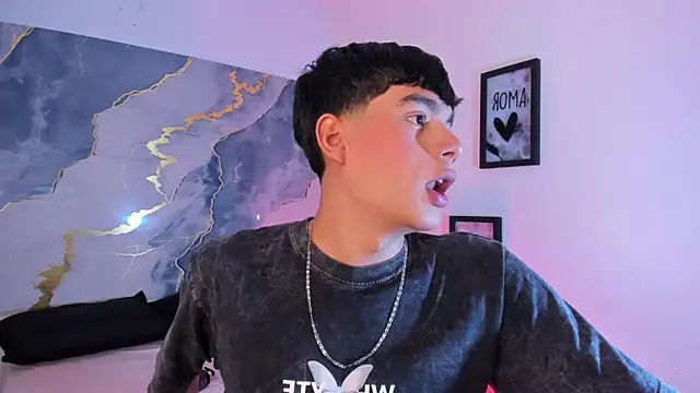 Isaac Kurtt online show from November 24, 7:46 pm