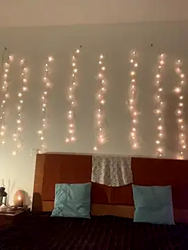 Snapshot of massagistahotbrunette chatting on November 20, 7:13 pm massagistahotbrunette online show from November 20, 7:13 pm