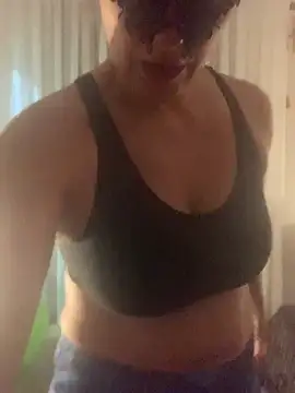 massagistahotbrunette online show from November 21, 7:23 pm