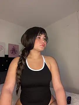 LoliitaBennett online show from April 5, 3:26 am