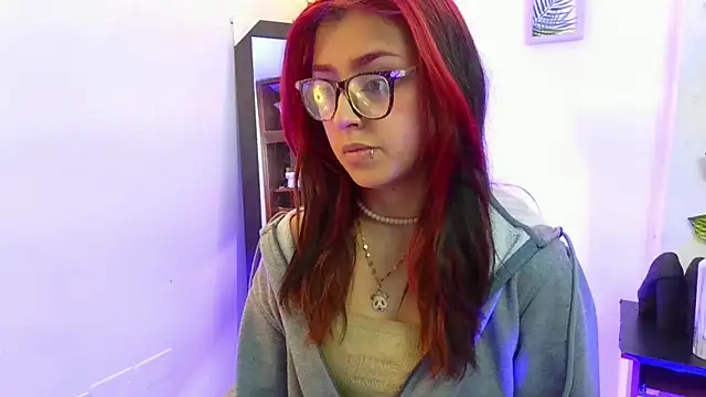 vaiolet johansson online show from November 6, 1:45 pm