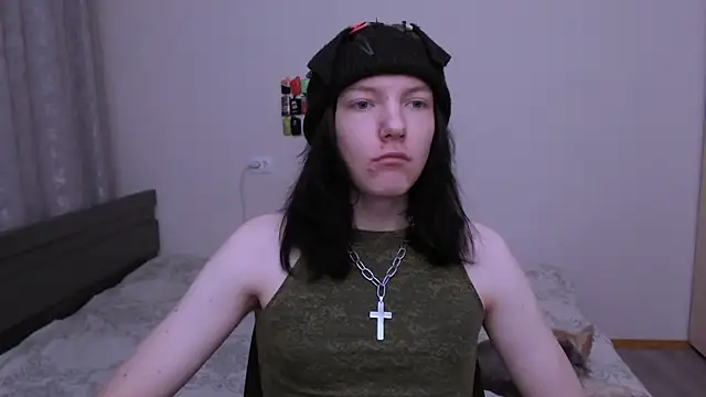 Snapshot of RaidenXL chatting on November 6, 9:37 pm RaidenXL online show from November 6, 9:37 pm