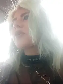 Hollywouldd online show from November 10, 5:01 pm