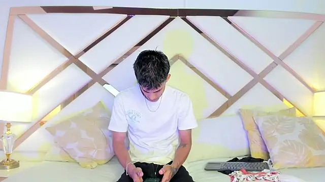 Aitana valverde online show from November 7, 7:47 pm