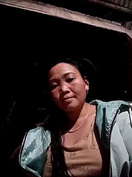 Snapshot of susunini chatting on November 6, 12:17 pm susunini online show from November 6, 12:17 pm