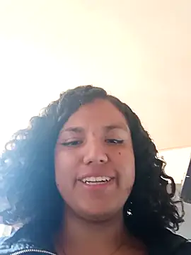 Snapshot of iriss_05 chatting on November 23, 1:22 pm iriss 05 online show from November 23, 1:22 pm