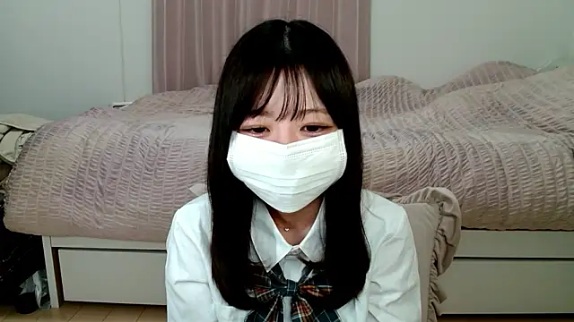  Runa  online show from November 10, 5:17 am