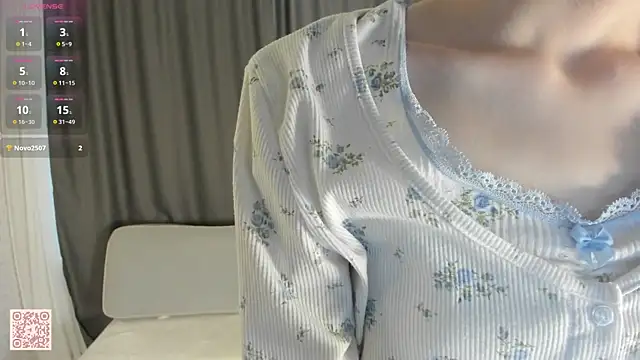 Snapshot of MariellaGrosclaude chatting on November 9, 4:11 am MariellaGrosclaude online show from November 9, 4:11 am