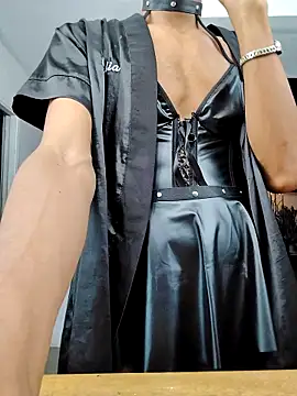 RosaliaMontero online show from November 10, 6:12 am