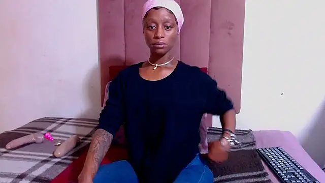 Nikistickyxx25 online show from April 13, 6:46 pm