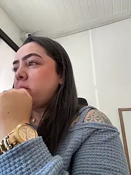 Snapshot of cleo_wale_ chatting on November 7, 2:39 pm cleo wale online show from November 7, 2:39 pm