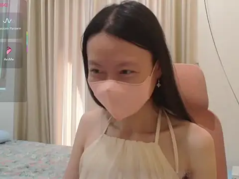 Lil-Cherries online show from November 25, 2:22 am