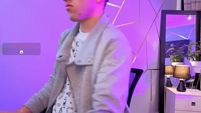 Un Sluttyy online show from November 20, 11:32 am