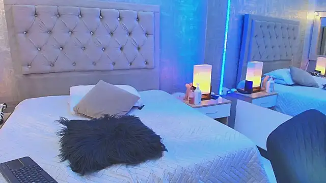 EmylyTaylor FG online show from January 16, 11:47 am