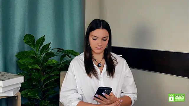 MathaMcrae online show from November 8, 8:25 am