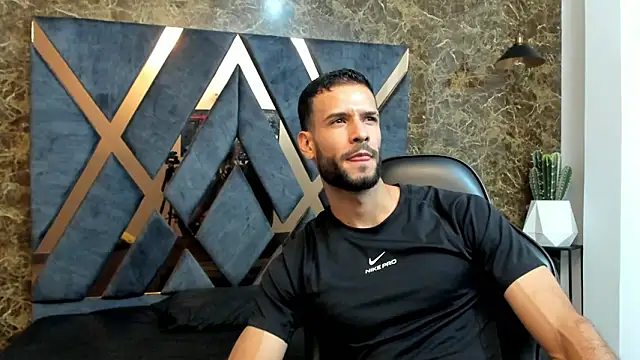 Jacob Benelli online show from February 21, 11:17 pm