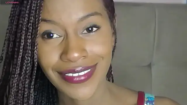 Aliis Love online show from December 18, 4:57 pm