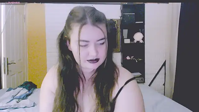 Snapshot of _bade_tasci_ chatting on December 19, 3:19 pm bade tasci online show from December 19, 3:19 pm