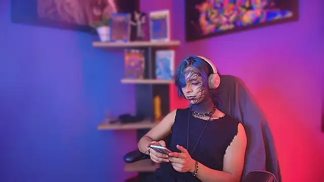 luxiel  online show from March 20, 10:47 pm