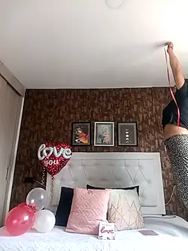 LorieFerrer online show from February 10, 5:19 pm