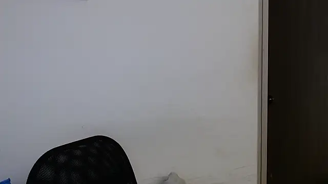 LorieFerrer online show from March 8, 1:03 pm