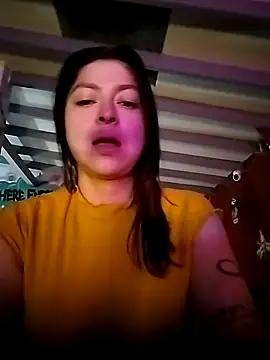 Snapshot of Chechi_miau chatting on November 12, 11:25 pm Chechi miau online show from November 12, 11:25 pm