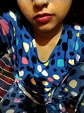 Sexy Divya   online show from June 6, 6:12 pm