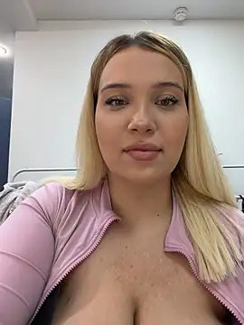 KilianaNoir online show from February 15, 7:51 am