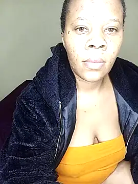 Emmylove-xr25 online show from March 14, 12:06 am