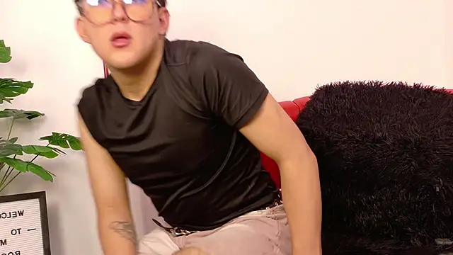 Valentin X online show from November 13, 3:38 am