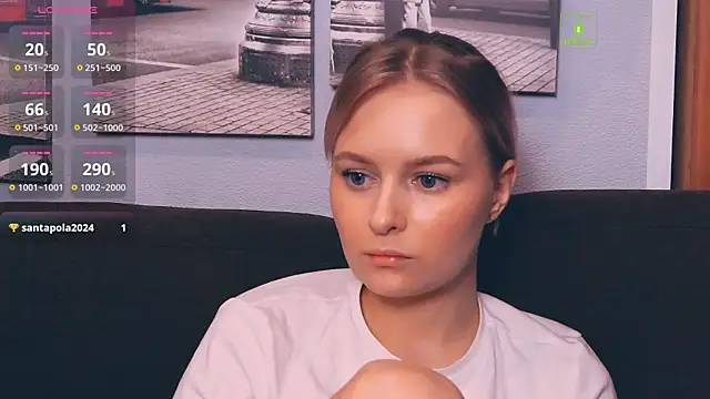 LunaAstra online show from November 9, 3:54 pm