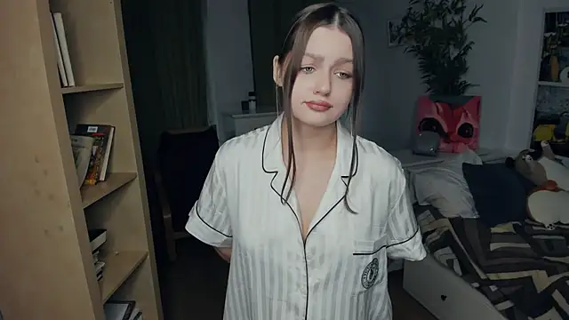 RosseLavish online show from November 24, 8:14 am