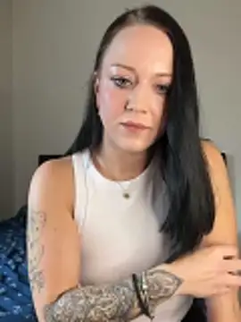 TattooLaraa online show from November 8, 1:11 pm