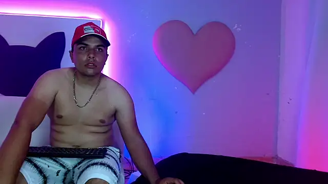 Insane couplee  online show from November 8, 4:23 am