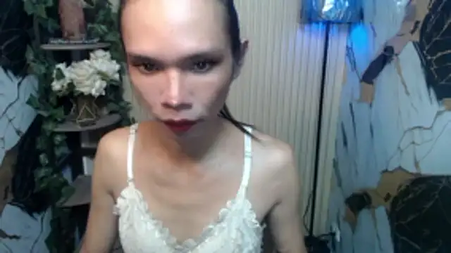 Snapshot of YumsSantos chatting on January 8, 8:16 am YumsSantos online show from January 8, 8:16 am