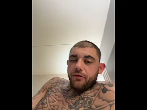 trickydickydaddy online show from April 1, 9:43 am