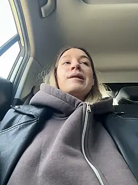 SashaCatt online show from April 12, 8:19 am