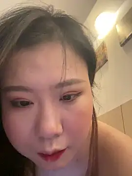 xoxo7799 online show from April 19, 5:12 pm