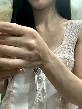 Tiny-122 online show from November 28, 4:53 pm