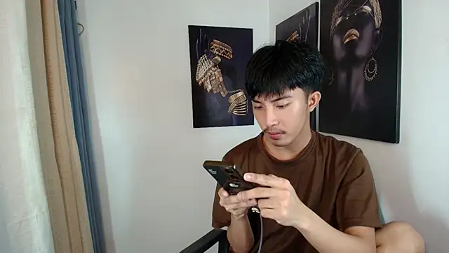 babygurlsweetcock online show from December 15, 4:50 am