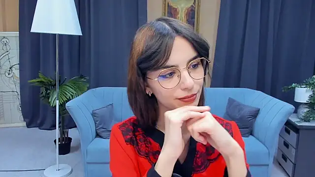 KellyeSieck online show from November 12, 9:21 am