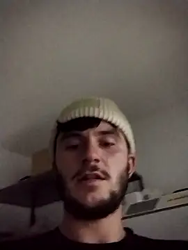 Snapshot of stanbyone chatting on January 6, 12:03 am stanbyone online show from January 6, 12:03 am