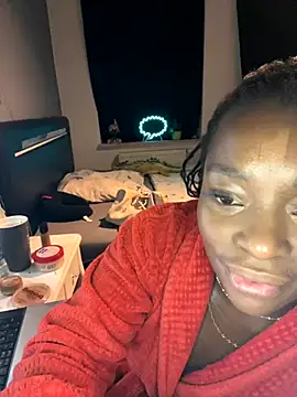 Snapshot of HotKaylaa chatting on November 25, 7:14 pm HotKaylaa online show from November 25, 7:14 pm