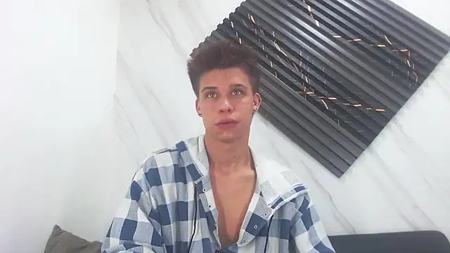 Liam York  online show from March 8, 2:37 am