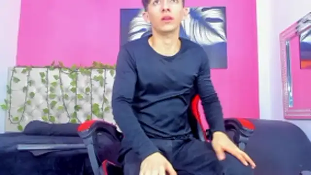 ElanGiraldo online show from November 19, 9:48 pm