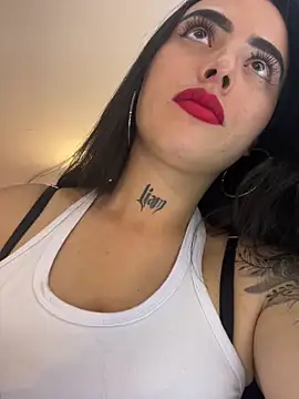  Naomi Fox  online show from December 18, 6:52 am