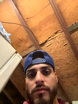 Snapshot of Bebe_Ardiente97 chatting on November 9, 7:17 am Bebe Ardiente97 online show from November 9, 7:17 am