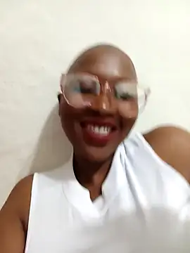 HipsDontLieX95 online show from January 17, 12:04 am